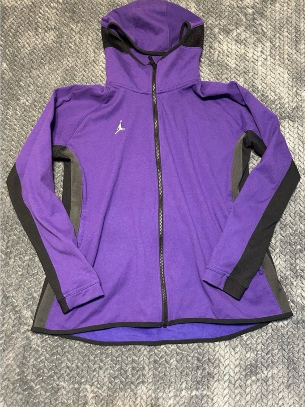 Jordan Women's Purple Full-Zip Hooded Jacket and Pants.